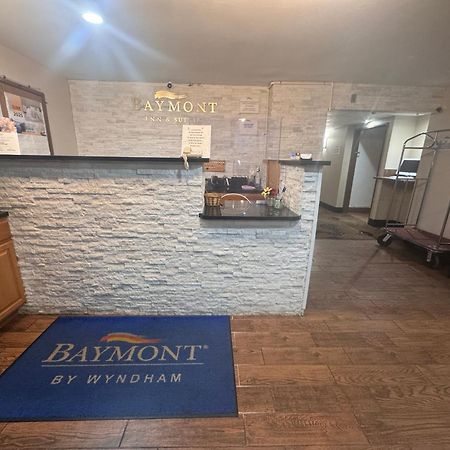 Baymont Inn & Suites Richmond Exterior photo